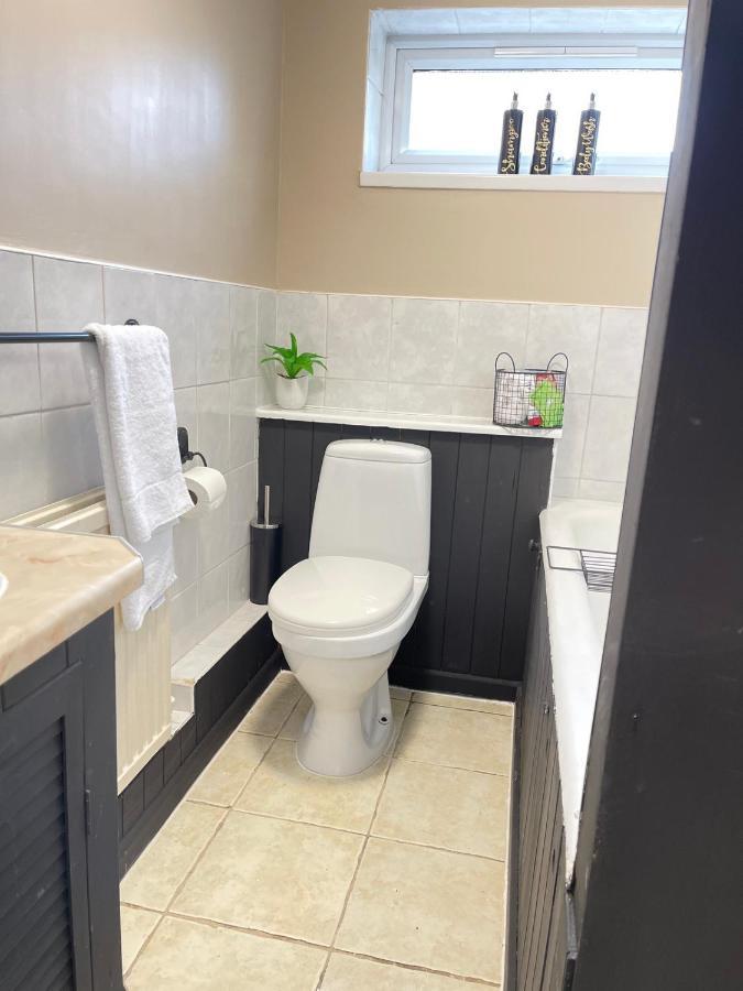 Lovely Dog Friendly, 3 Bed Home Sleeps 8, With Parking & Fenced Garden Work Contractor Leisure, Jasper 캠브리지 외부 사진