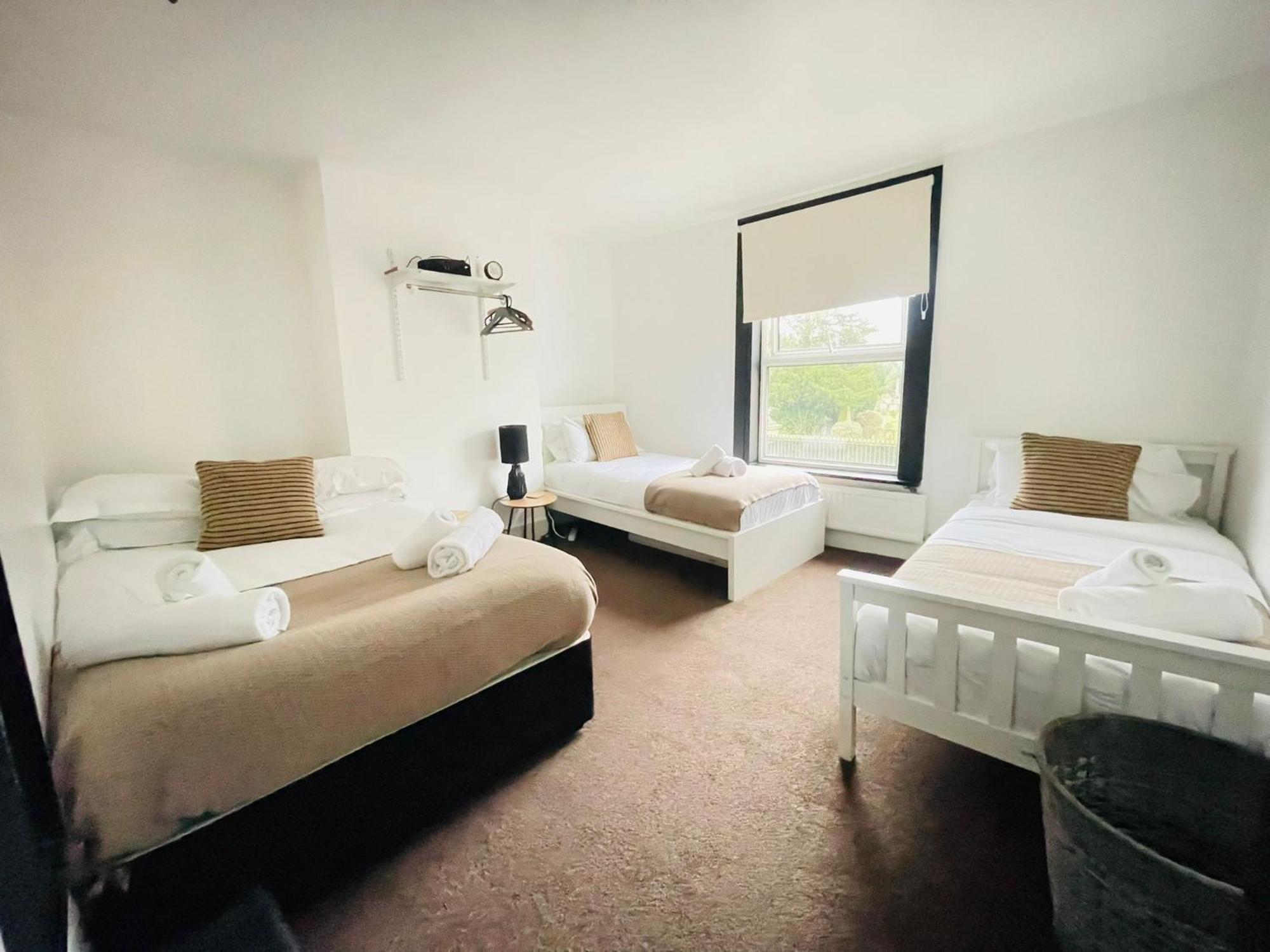 Lovely Dog Friendly, 3 Bed Home Sleeps 8, With Parking & Fenced Garden Work Contractor Leisure, Jasper 캠브리지 외부 사진