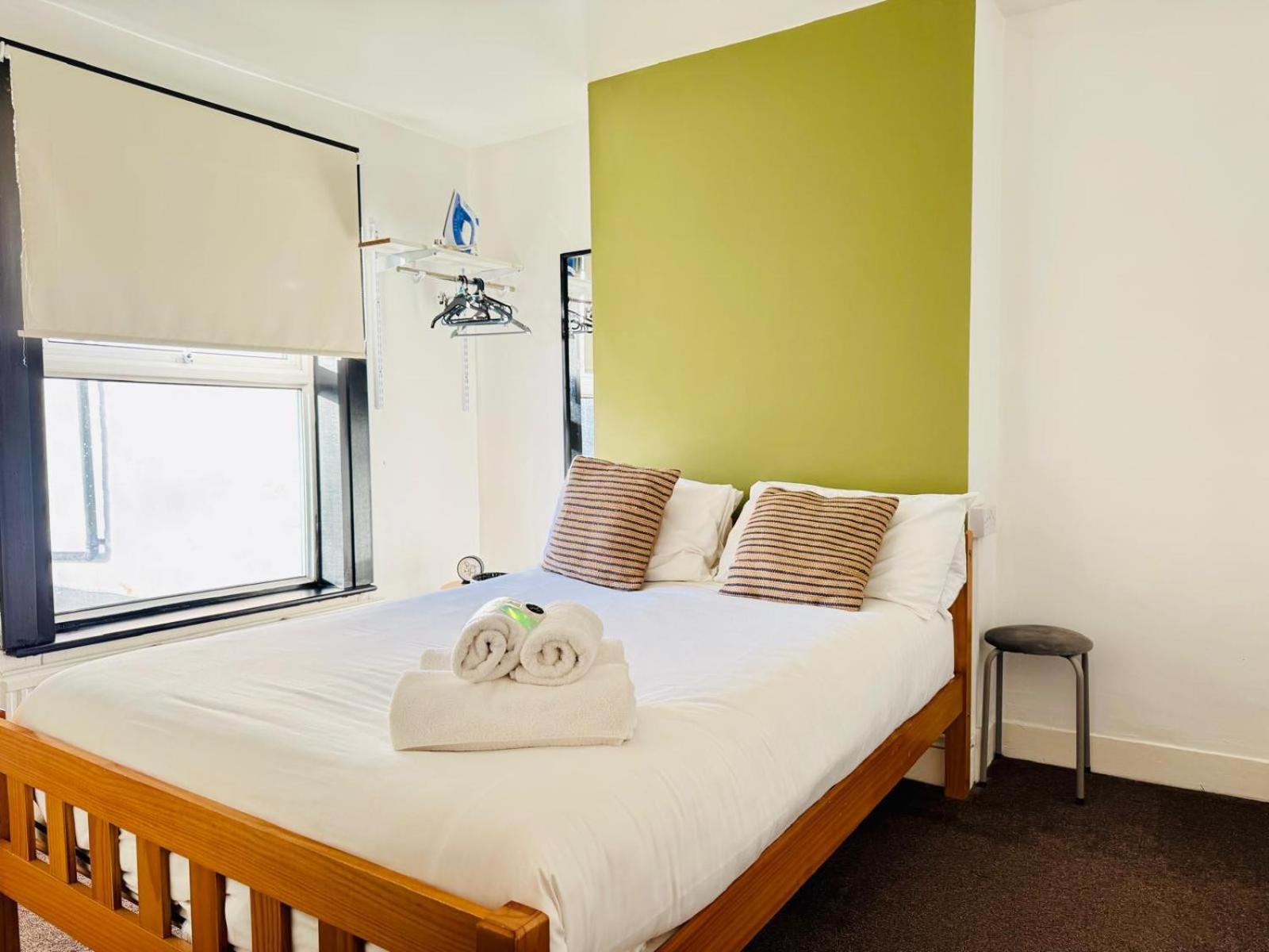 Lovely Dog Friendly, 3 Bed Home Sleeps 8, With Parking & Fenced Garden Work Contractor Leisure, Jasper 캠브리지 외부 사진